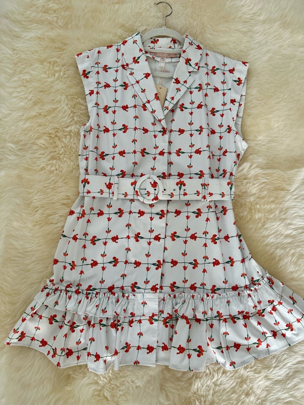 Cap sleeve Hutch White Mini Dress with Red Floral Print and Belt